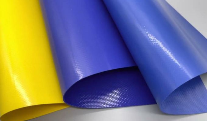 What Are the Advantages of Using PVC Tarpaulins in Dubai's Climate