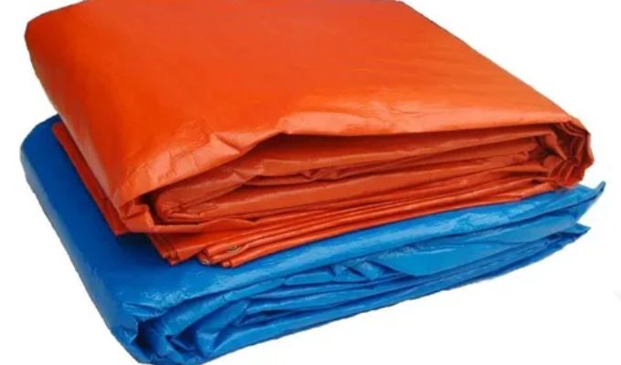 What Should You Consider When Choosing Tarpaulin Suppliers in UAE